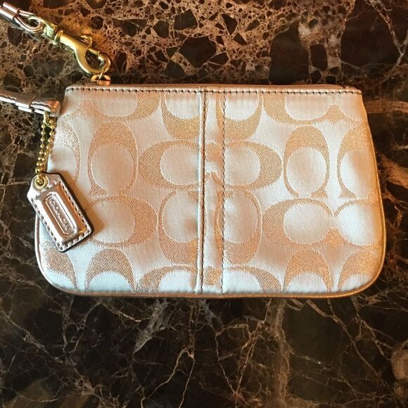 COACH METALLIC Taupe Wristlet! - Picture 1 of 11
